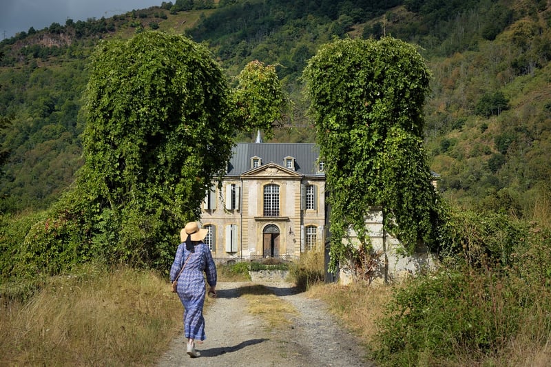 Historic Manor